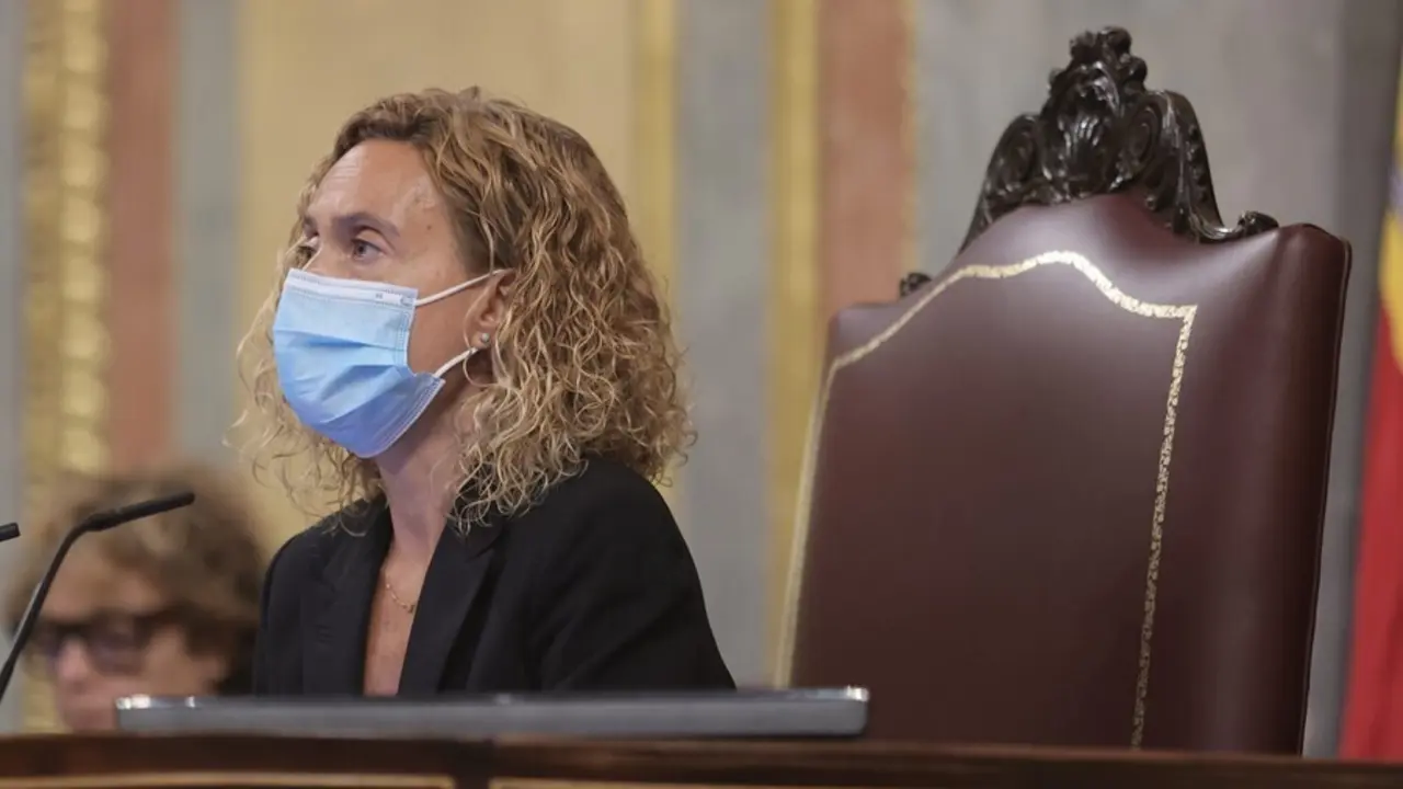 Archivo - La presidenta del Congreso, Meritxell Batet, durante una sesi&oacute;n plenaria en la C&aacute;mara Baja