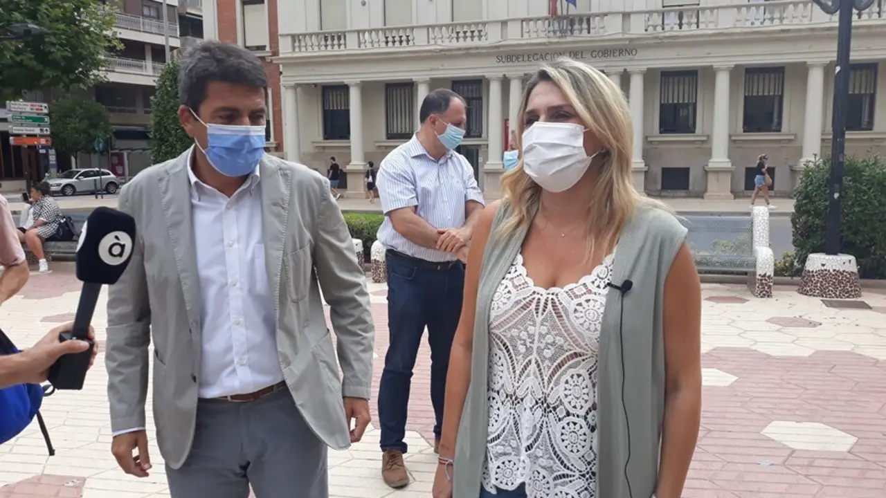 Carlos Maz&oacute;n y Marta Barrachina