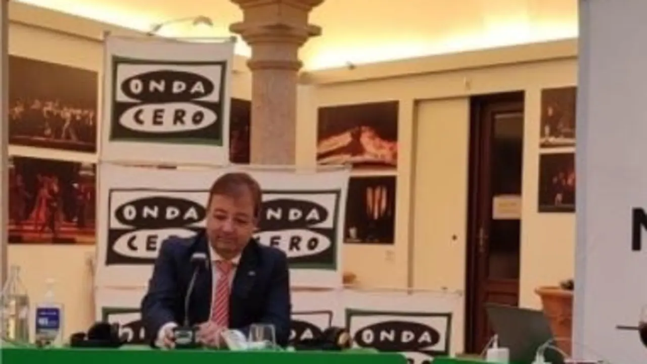 El presidente de la Junta, Guillermo Fern&aacute;ndez Vara