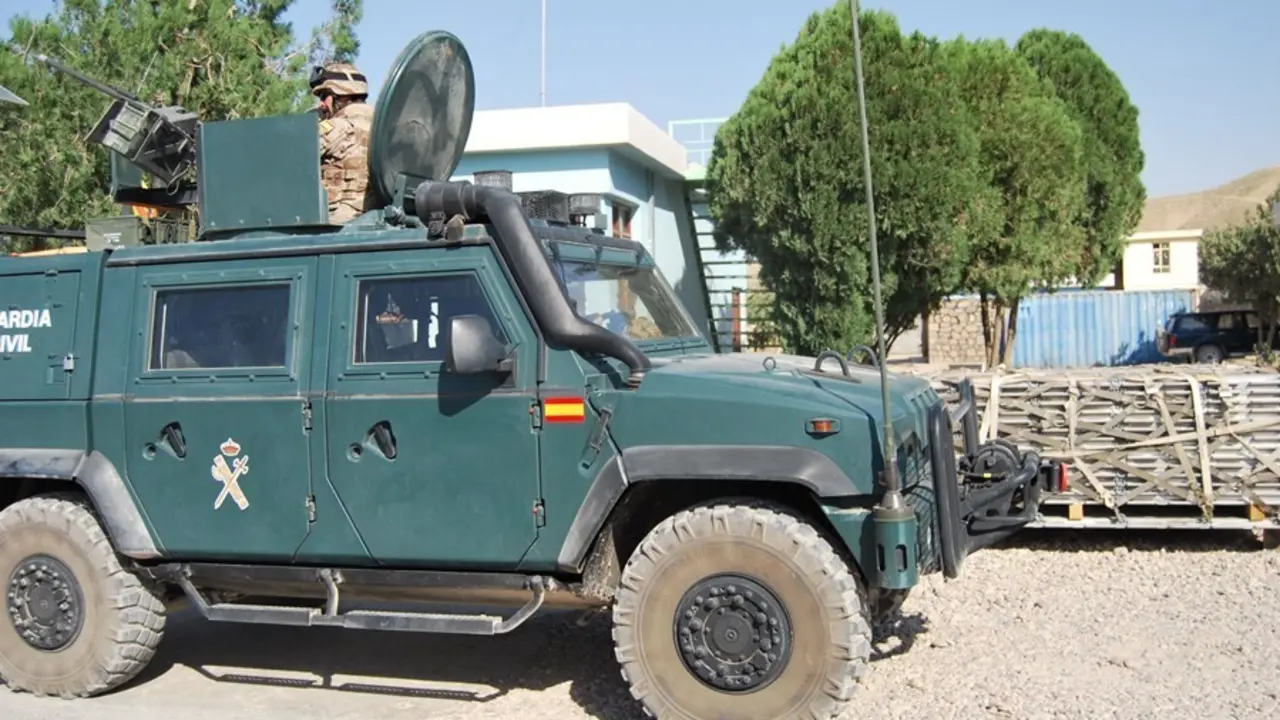 Archivo - Carro del contingente de la Guardia Civil desplegado en Afganist&aacute;n en 2010