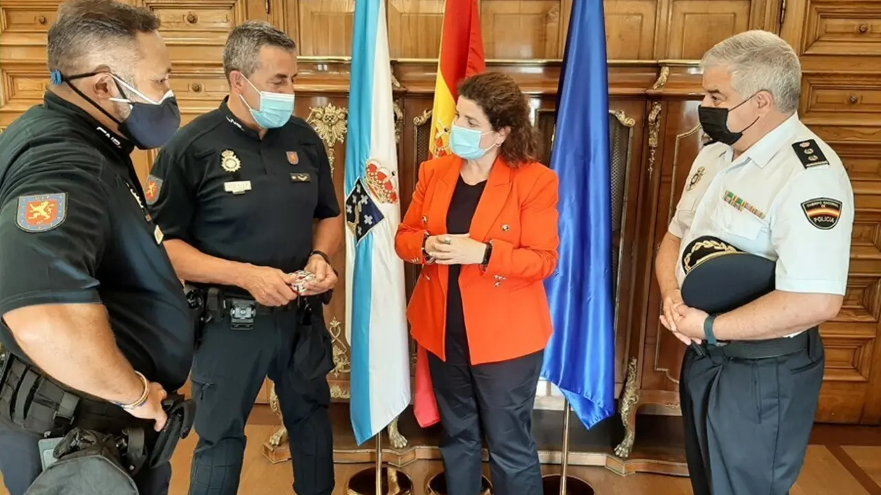La subdelegada del Gobierno en A Coru&ntilde;a ensalza la labor humanitaria de las Fuerzas y Cuerpos de Seguridad