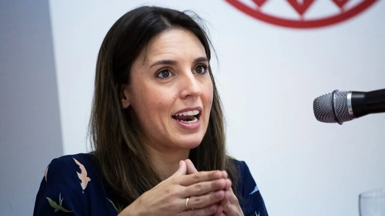 Archivo - La ministra de Igualdad, Irene Montero, imparte la ponencia 'Una ola para revolucionar el mundo: reflexiones y pr&aacute;cticas desde los feminismos y las alianzas internacionales', a 21 de julio de 2021, en San Lorenzo de El Escorial, Madrid (Espa&ntilde;a).