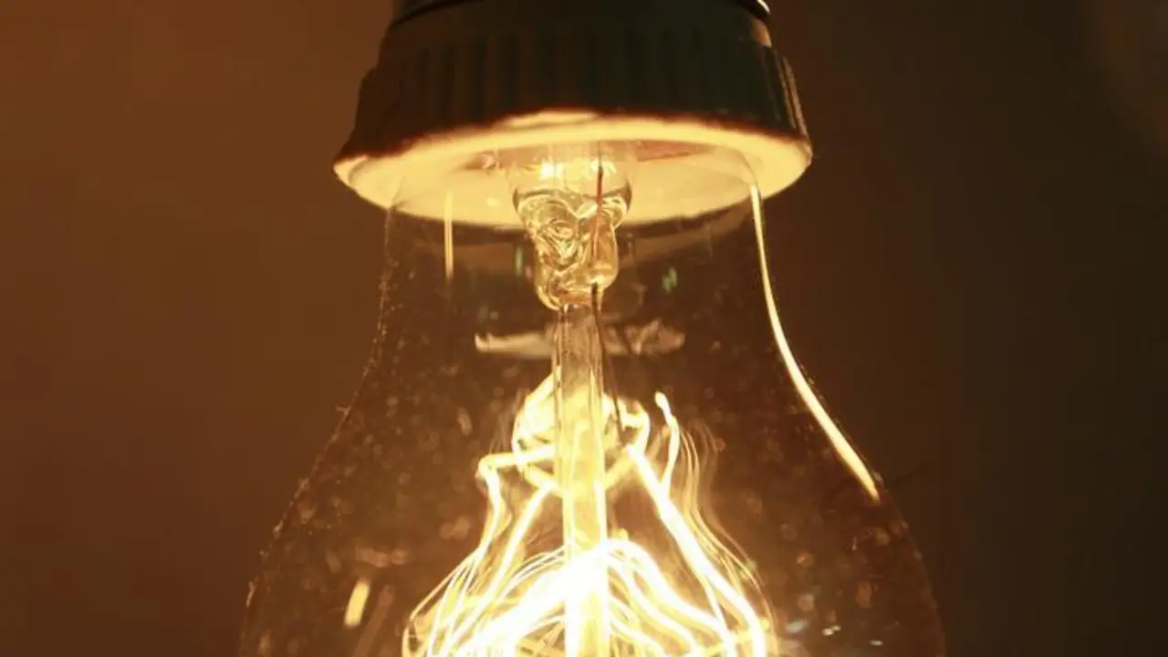 Archivo - Bombilla, bombillas, luz, electricidad, energ&iacute;a