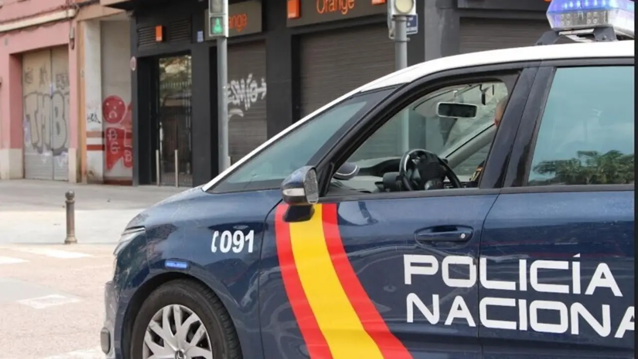 Recurso de un veh&iacute;culo de la Polic&iacute;a Nacional