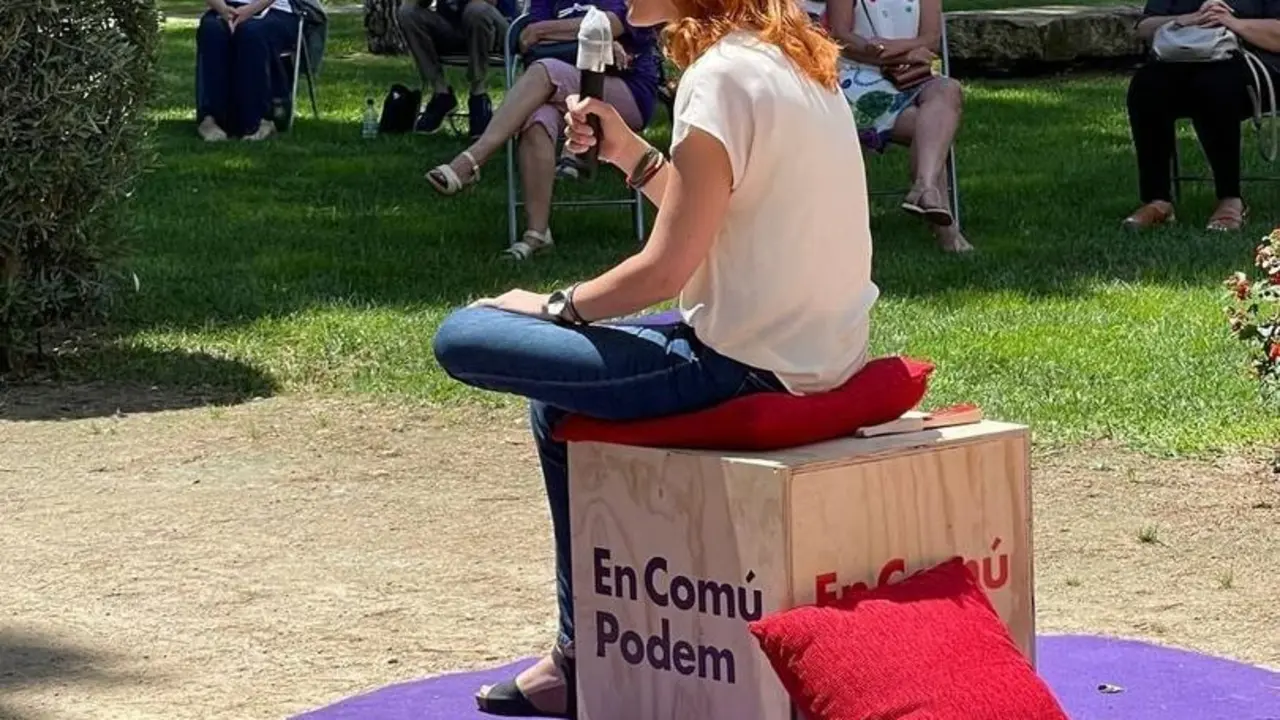 Archivo - La l&iacute;der de los comuns en el Parlament, J&eacute;ssica Albiach, en un acto en Barcelona