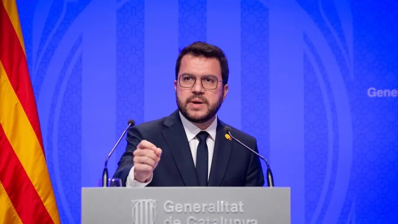 Archivo - El presidente de la Generalitat, Pere Aragon&egrave;s, ofrece una rueda de prensa tras una reuni&oacute;n del Consejo Ejecutivo de la Generalitat, a 3 de agosto de 2021, en Barcelona, Catalu&ntilde;a, (Espa&ntilde;a). Esta comparecencia se produce un d&iacute;a despu&eacute;s de que el 