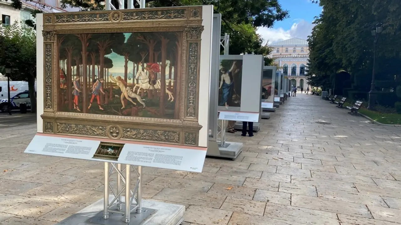 Exposici&oacute;n 'El Prado en las calles' instalada en el paseo Marceliano Santa Mar&iacute;a de Burgos.