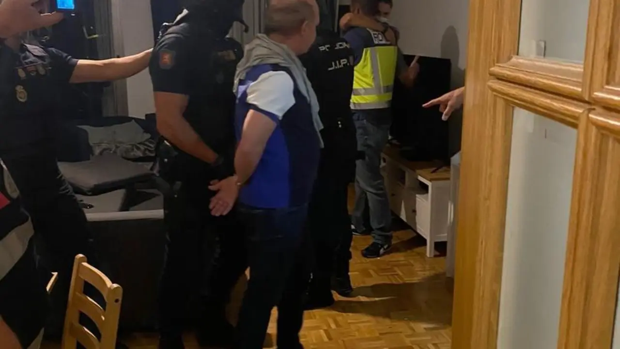 Momento de la detenci&oacute;n de Hugo Carvajal, buscado por la Justicia para su extradici&oacute;n a EEUU