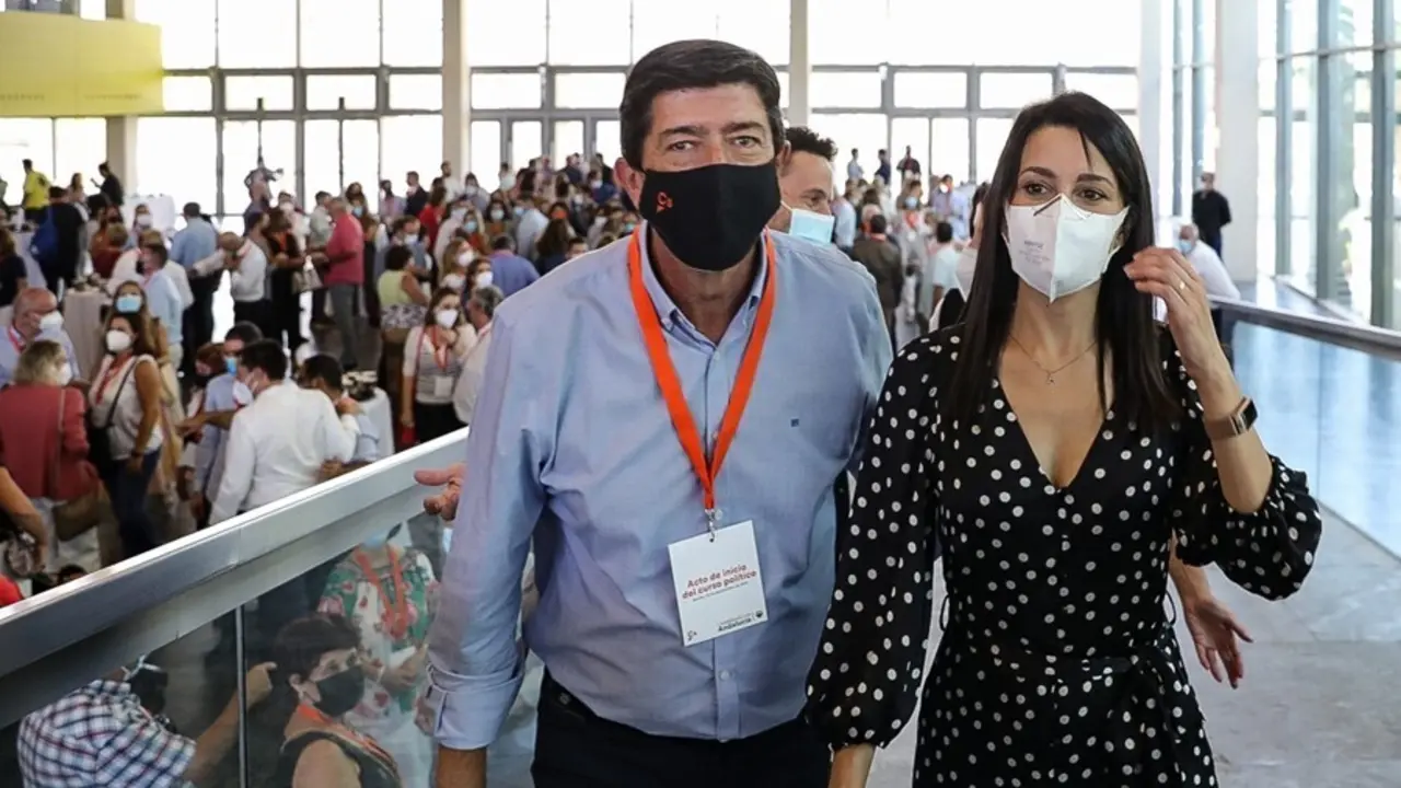 Juan Mar&iacute;n e In&eacute;s Arrimadas, este domingo en Sevilla