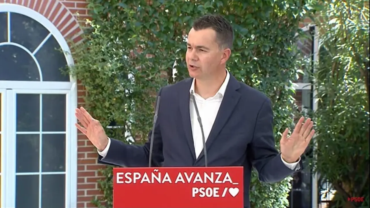 El portavoz del Grupo Parlamentario Socialista en el Congreso, H&eacute;ctor G&oacute;mez,