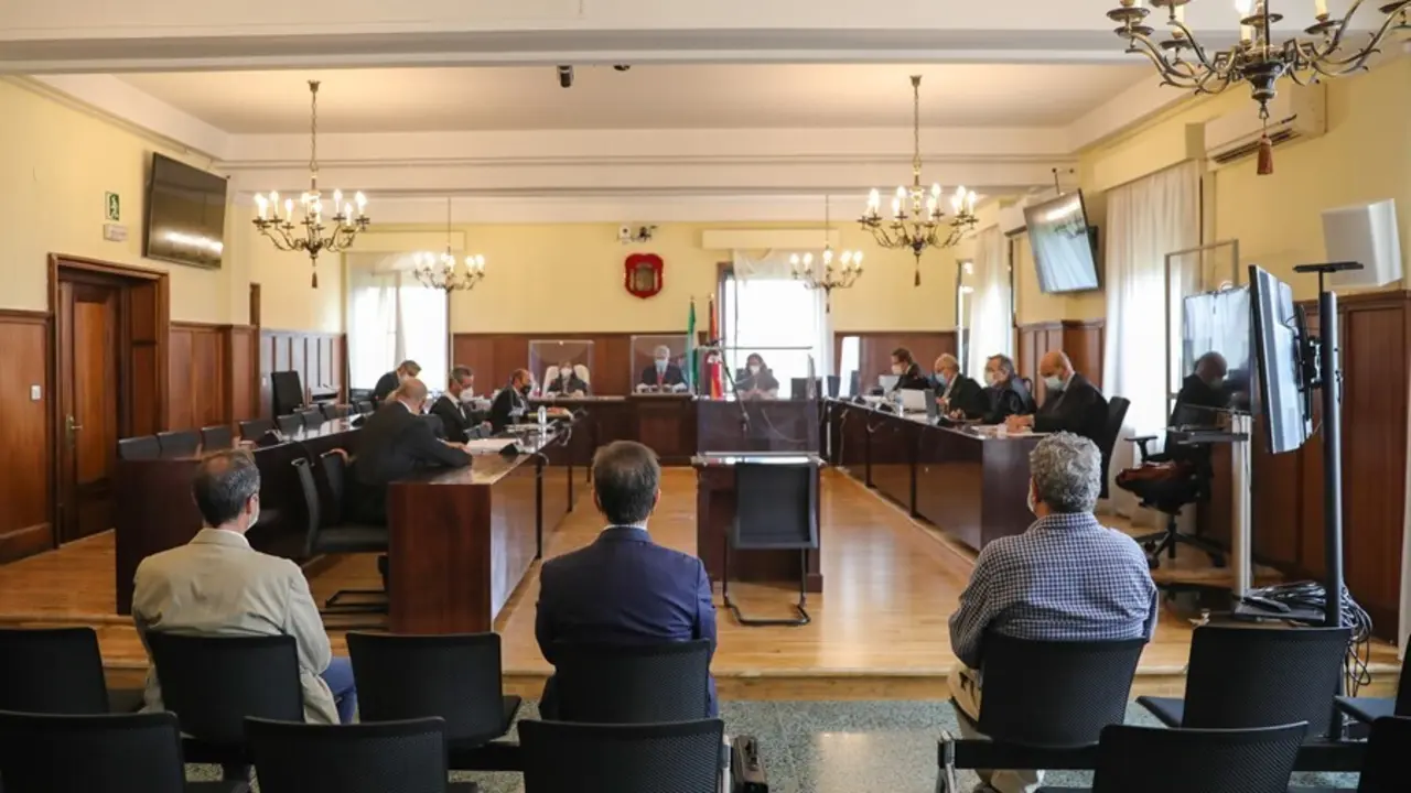 Primera sesi&oacute;n del juicio de la pieza de personal del caso Invercaria