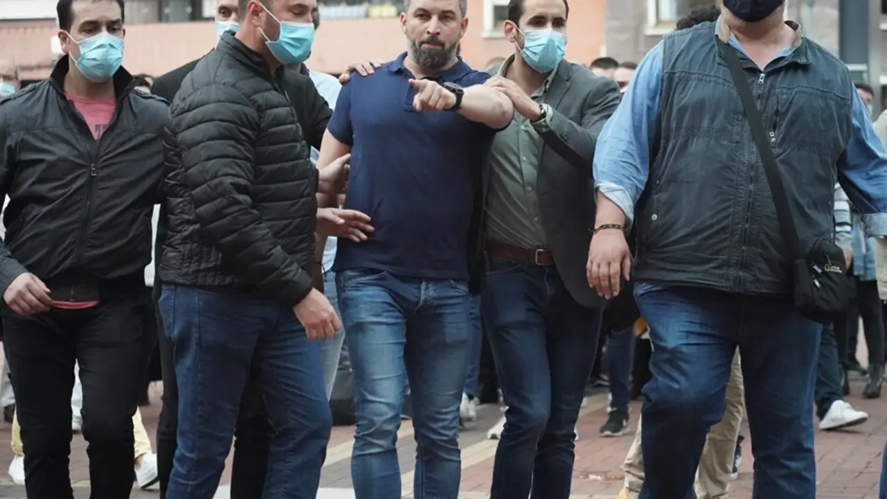 Archivo - El presidente de Vox, Santiago Abascal, en Sestao en junio de 2020