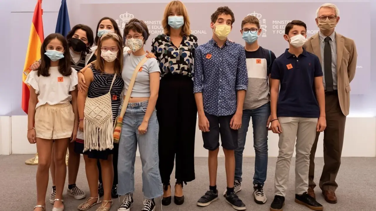 Reuni&oacute;n de 'Estudiantes por la inclusi&oacute;n' con la ministra de Educaci&oacute;n