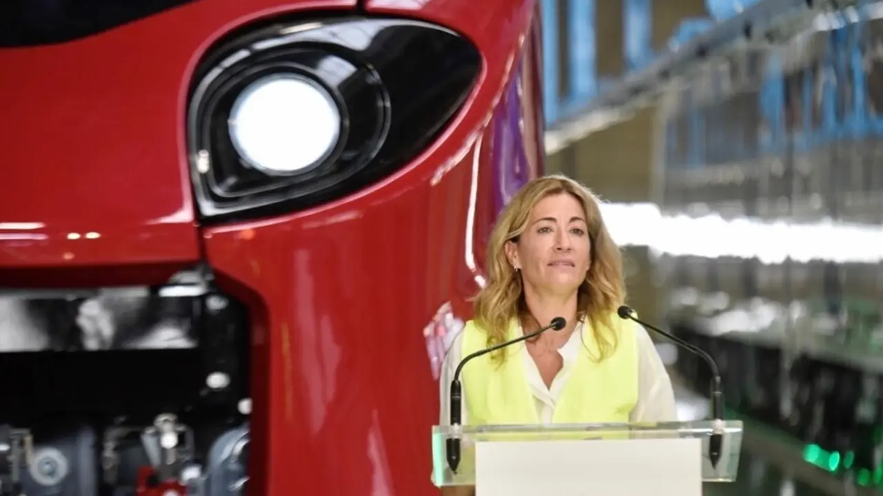 La ministra de Transportes, Movilidad y Agenda Urbana, Raquel S&aacute;nchez