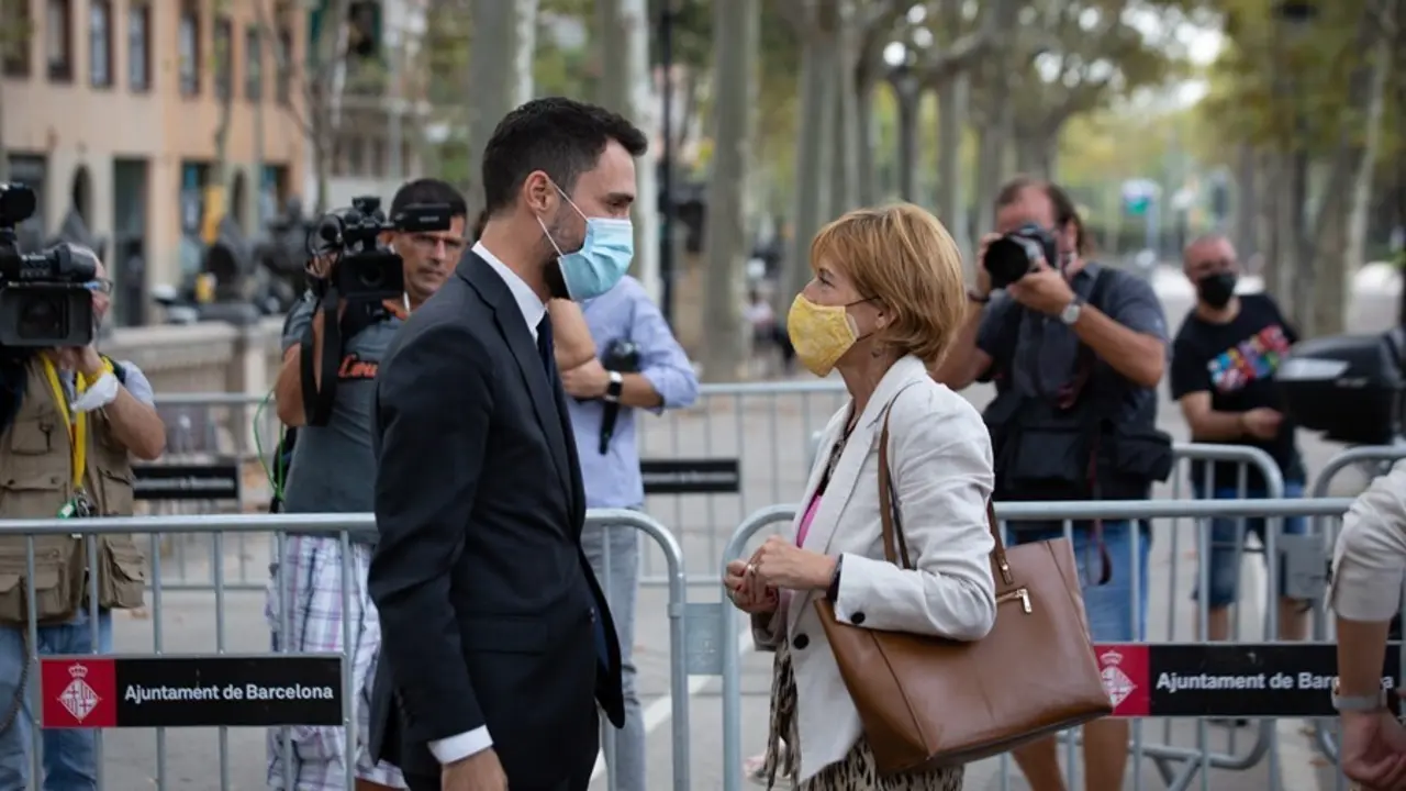 El conseller de Empresa y Trabajo de la Generalitat, Roger Torrent, a su llegada al TSJC