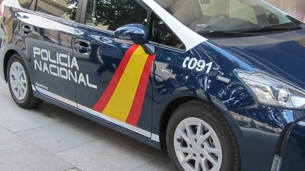 Archivo - Coche de Polic&iacute;a Nacional
