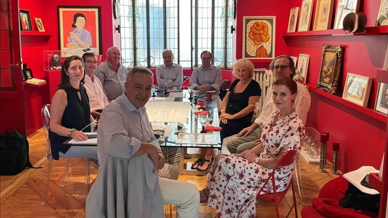 Reuni&oacute;n del comit&eacute; de ESTAMPA