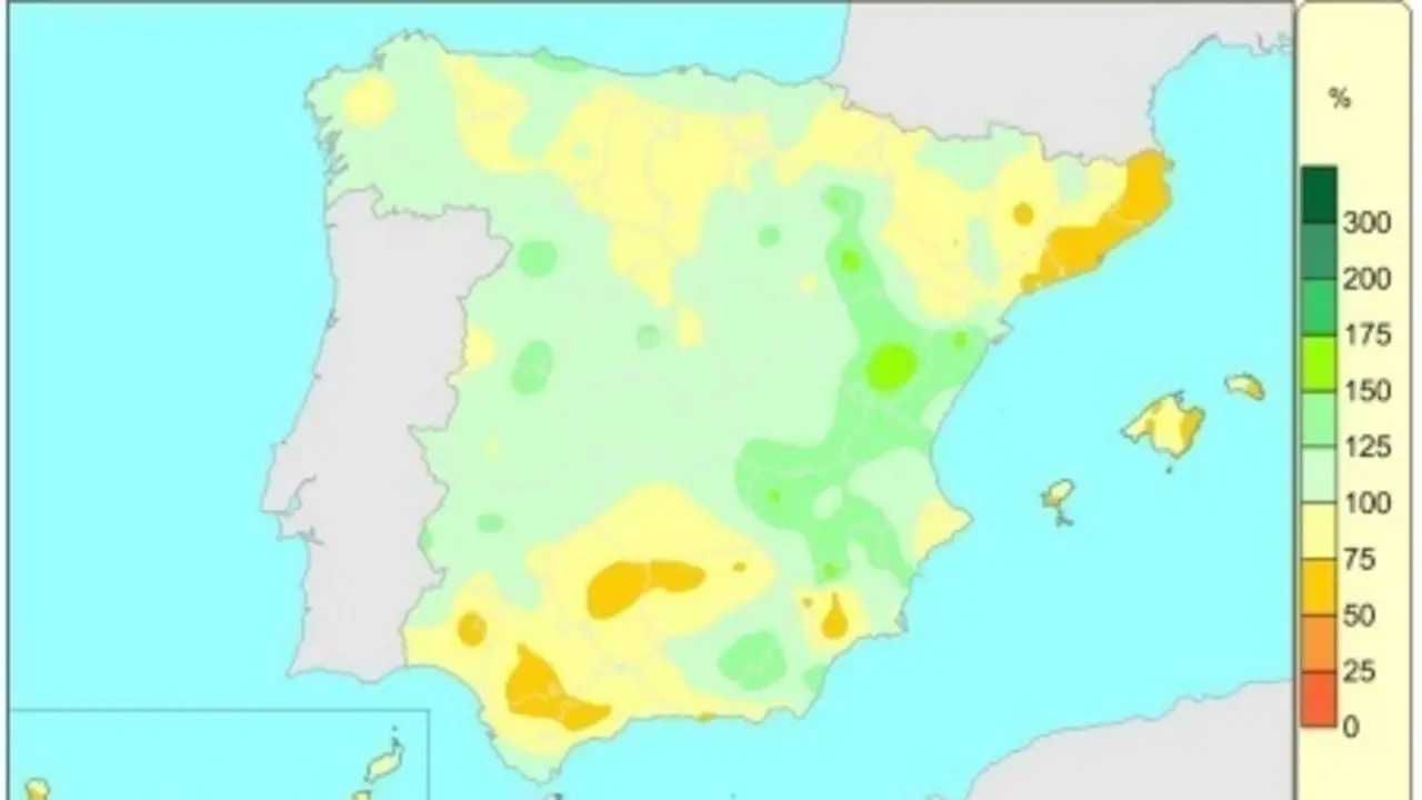 Mapa de lluvias acumuladas en Espa&ntilde;a desde el 1 de octubre de 2020 hasta el 14 de septiembre de 2021. Se sit&uacute;an un 5% por debajo del valor normal a falta de 15 d&iacute;as para terminar el presente a&ntilde;o hidrol&oacute;gico.