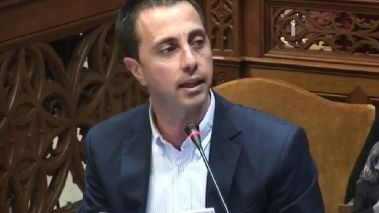 Archivo - El portavoz del PP en el Consell de Mallorca, Lloren&ccedil; Galm&eacute;s.
