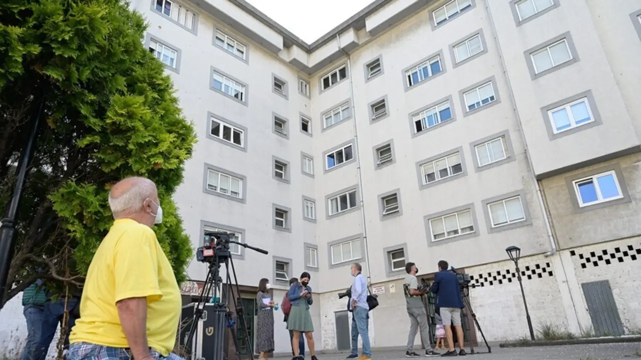 Inmueble en el que resid&iacute;a la mujer presuntamente asesinada en O BIrloque por su pareja