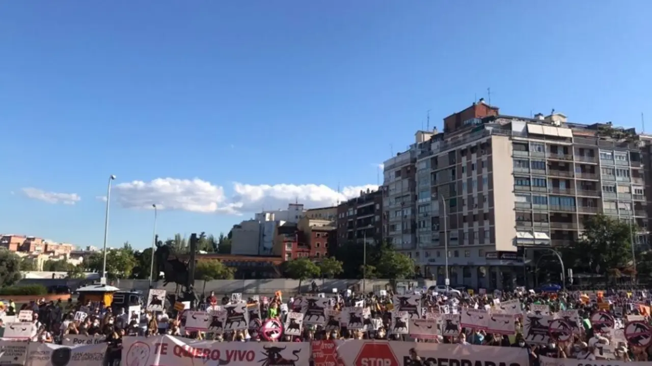Manifestaci&oacute;n antitaurina convocada por PACMA este s&aacute;bado 18 de septiembre en Las Ventas de Madrid