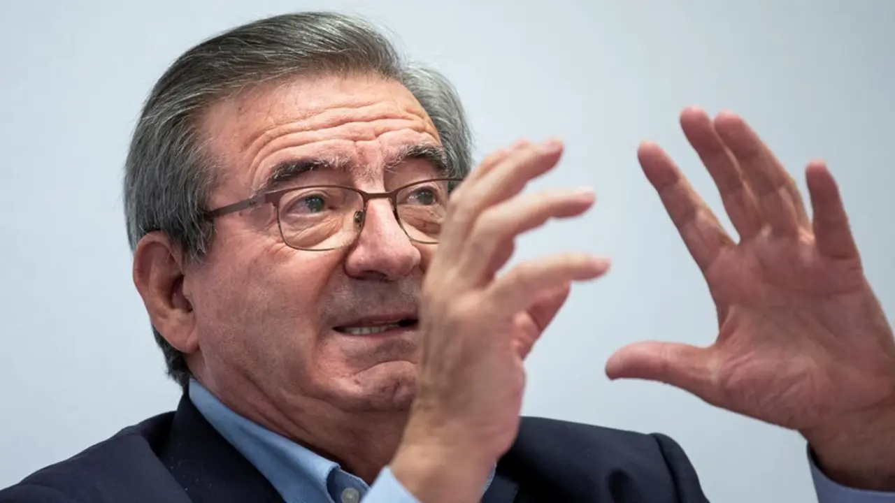 Archivo - El secretario de Estado de Memoria Democr&aacute;tica, Fernando Mart&iacute;nez L&oacute;pez, habla sobre 'Redefinir el Valle de los Ca&iacute;dos en el siglo XXI', en el curso 'Memoria democr&aacute;tica y ciudadan&iacute;a: El Valle de los Ca&iacute;dos en perspectiva comparada', a 21 de jul