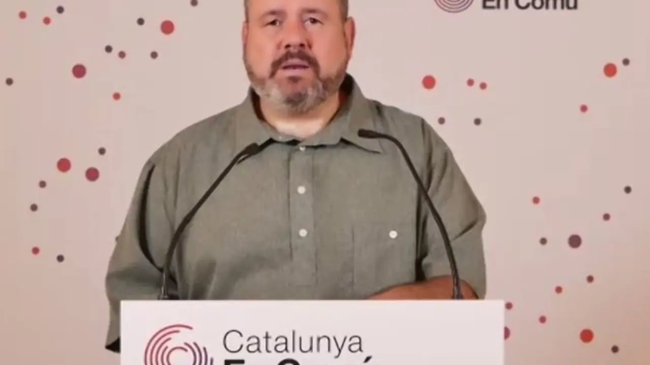 El portavoz de los comuns y diputado en el Congreso, Joan Mena, en rueda de prensa telem&aacute;tica el 20 de septiembre de 2021