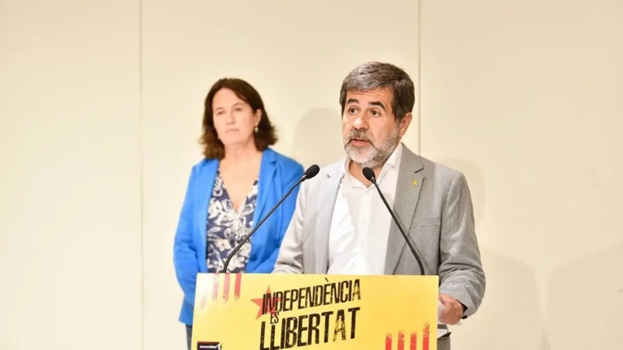 El secretario general de Junts y expte ANC, Jordi S&agrave;nchez, con la actual pta ANC, Elisenda Paluzie