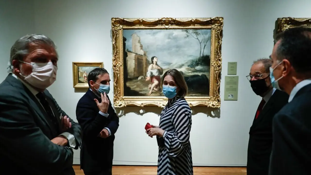 La consejera de Cultura, Turismo y Deporte, Marta Rivera de la Cruz, en la inauguraci&oacute;n de la exposici&oacute;n 'El Hijo pr&oacute;digo de Murillo y el arte de narrar en el Barroco andaluz'