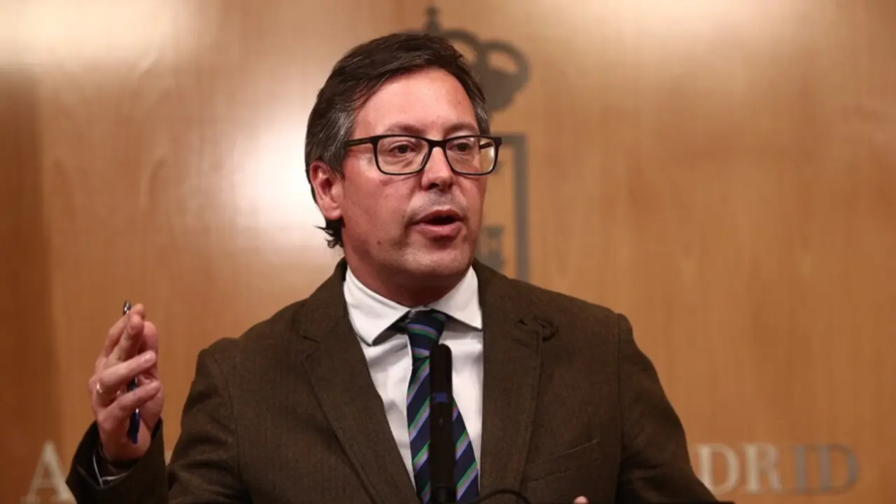 Archivo - El portavoz del PP en la Asamblea de Madrid, Alfonso Serrano