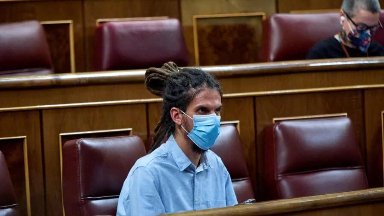 Archivo - El exsecretario de Organizaci&oacute;n de Podemos y diputado de Unidas Podemos Alberto Rodr&iacute;guez.