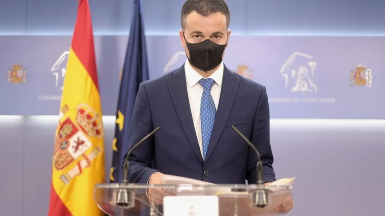 El portavoz del Grupo Socialista, H&eacute;ctor G&oacute;mez Hern&aacute;ndez