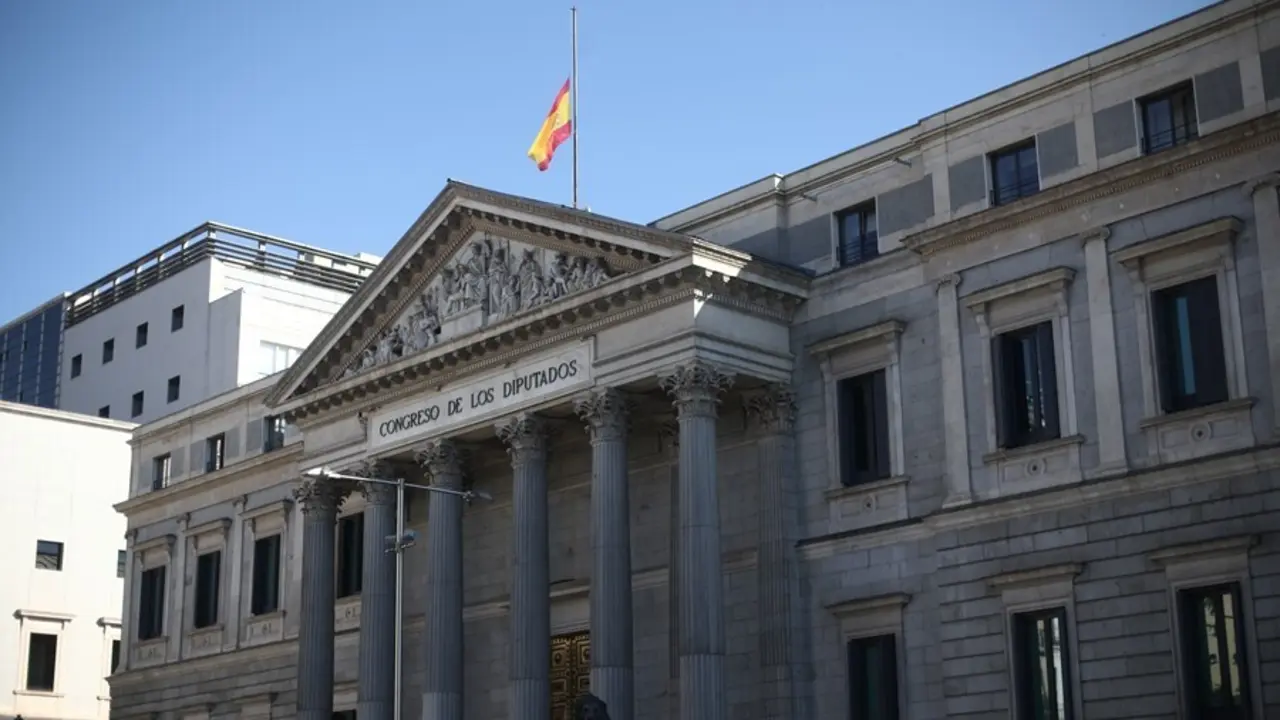 Archivo - Fachada del Congreso de los Diputados