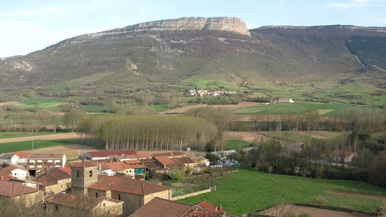 Archivo - Pueblo del interior de los valles del interior de Cantabria