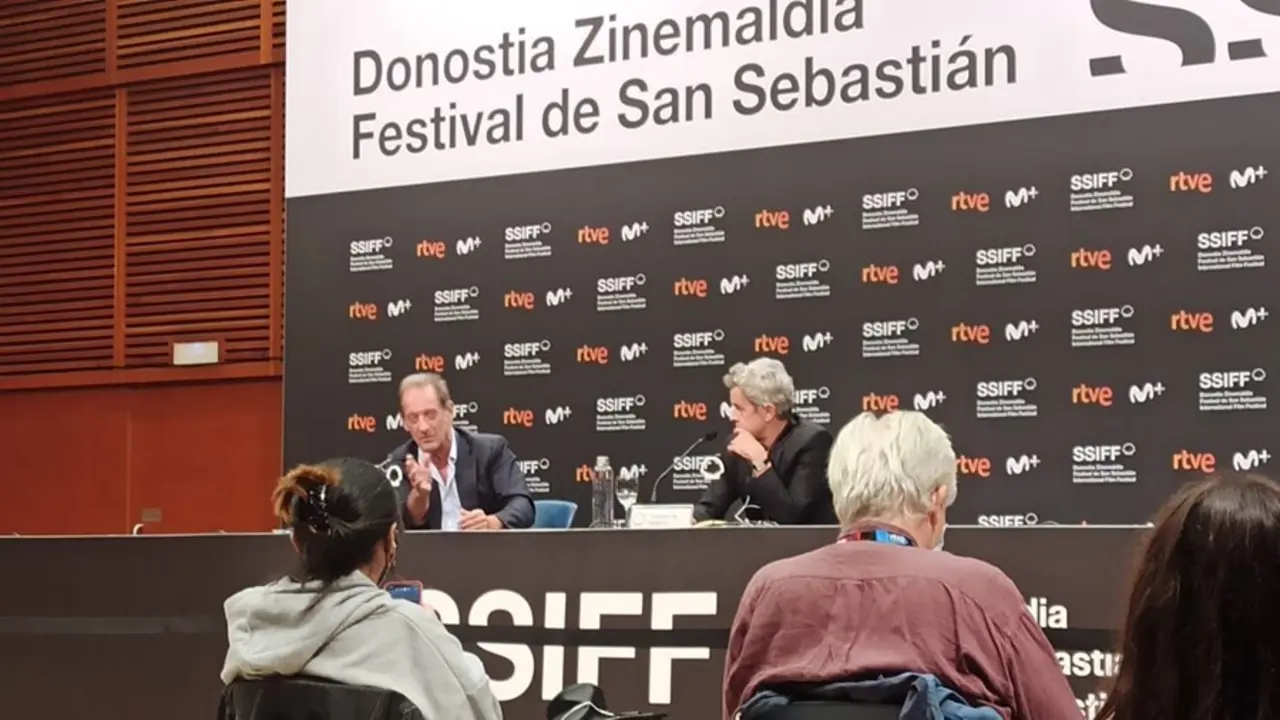 Rueda de prensa de la pel&iacute;cula Undercover