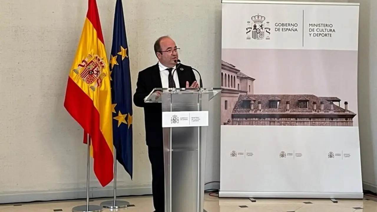 Miquel Iceta tras presidir la Comisi&oacute;n Interministerial del Estatuto del Artista