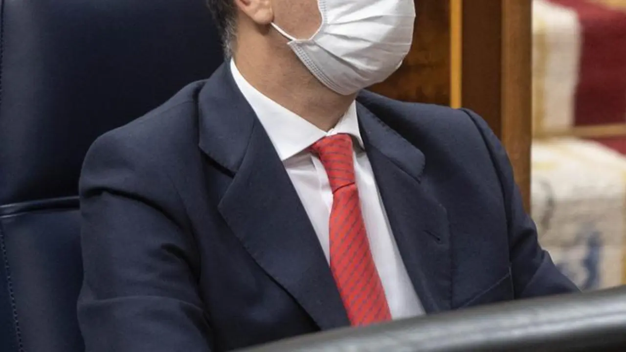 El ministro de la Presidencia, Relaciones con las Cortes y Memoria Democr&aacute;tica, F&eacute;lix Bola&ntilde;os, durante una sesi&oacute;n plenaria en el Congreso de los Diputados, a 13 de septiembre de 2021, en Madrid (Espa&ntilde;a). El pleno del Congreso de los Diputados debate hoy l