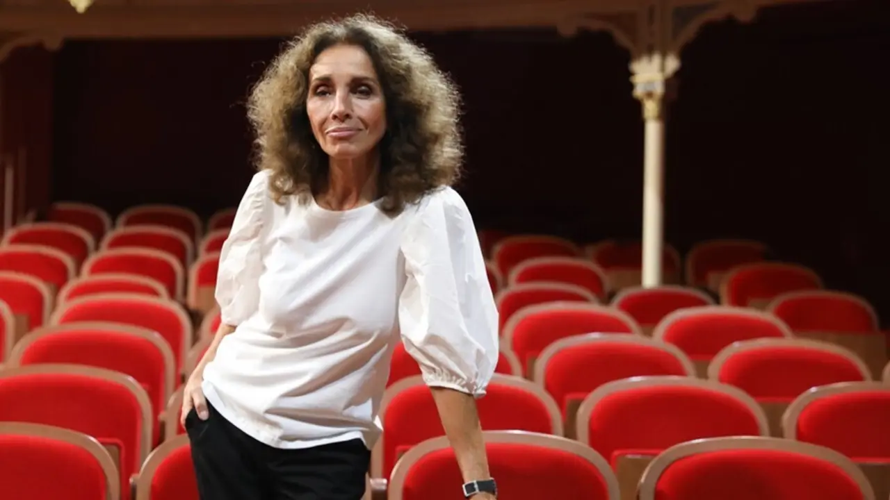 La cantante, actriz y directora, Ana Bel&eacute;n, posa en la presentaci&oacute;n de la obra 'Antonio y Cleopatra&rsquo; en el Teatro de la Comedia, a 22 de septiembre de 2021, en Madrid, (Espa&ntilde;a). '