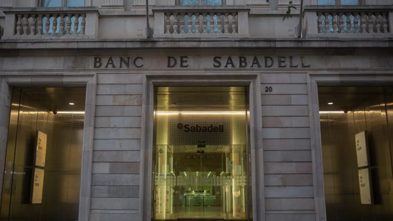 Archivo - Sede hist&oacute;rica del Banc Sabadell en Sabadell, Barcelona, Catalunya (Espa&ntilde;a),.