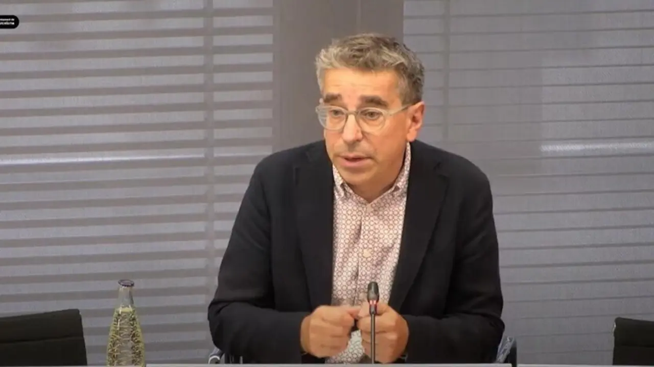 El teniente de Cultura de Barcelona y concejal de Presidencia, Jordi Mart&iacute;, en rueda de prensa.