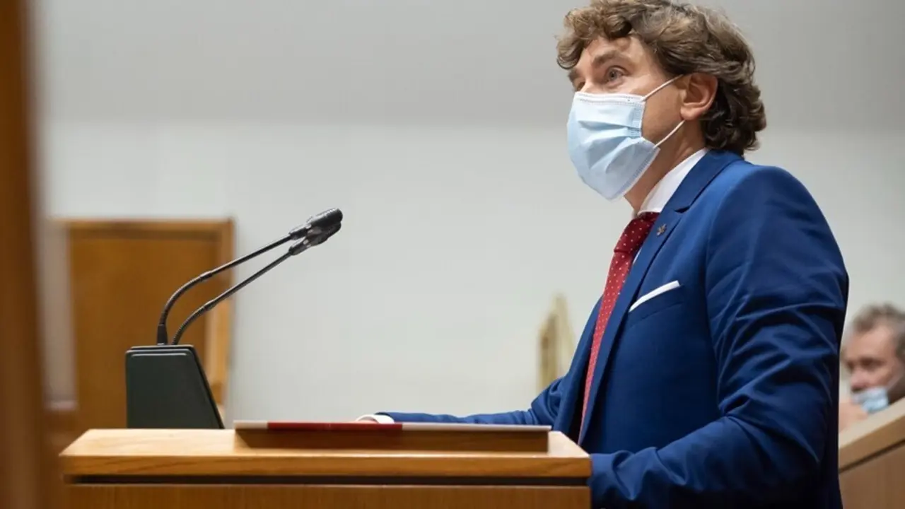 El portavoz parlamentario del PSE-EE, Eneko Andueza