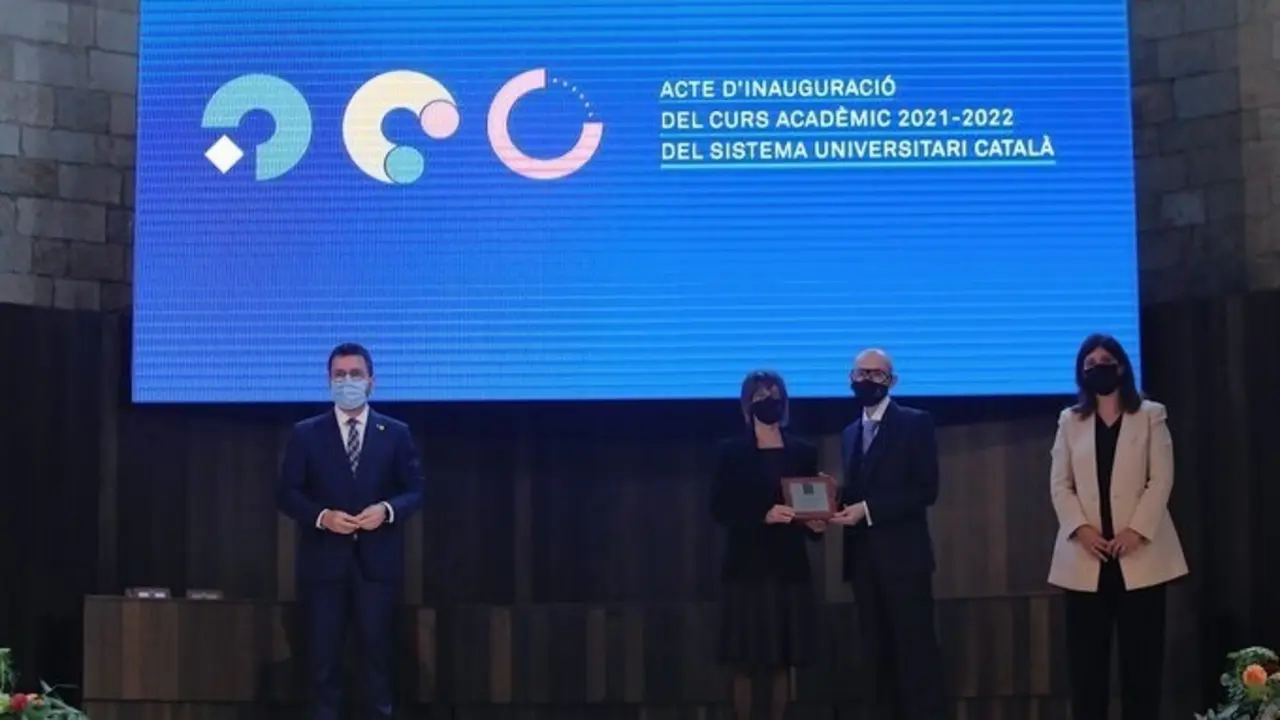 El presidente Pere Aragon&egrave;s y la consellera Gemma Geis en la inauguraci&oacute;n acad&eacute;mica del curso universitario