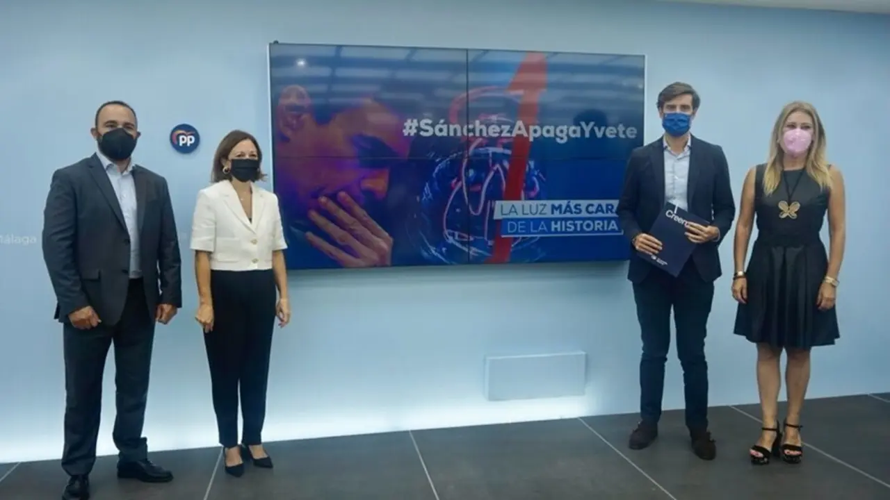 Los dirigentes del PP Mario Cort&eacute;s, Patricia Navarro, Pablo Montesinos y Carolina Espa&ntilde;a, en rueda de prensa en M&aacute;laga