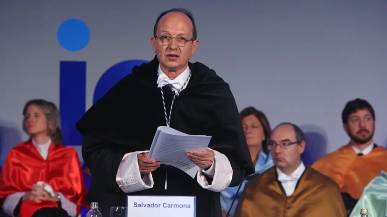 Salvador Carmona, rector de IE University, nombrado Doctor Honoris Causa por la Universidad Aalto de Finlandia