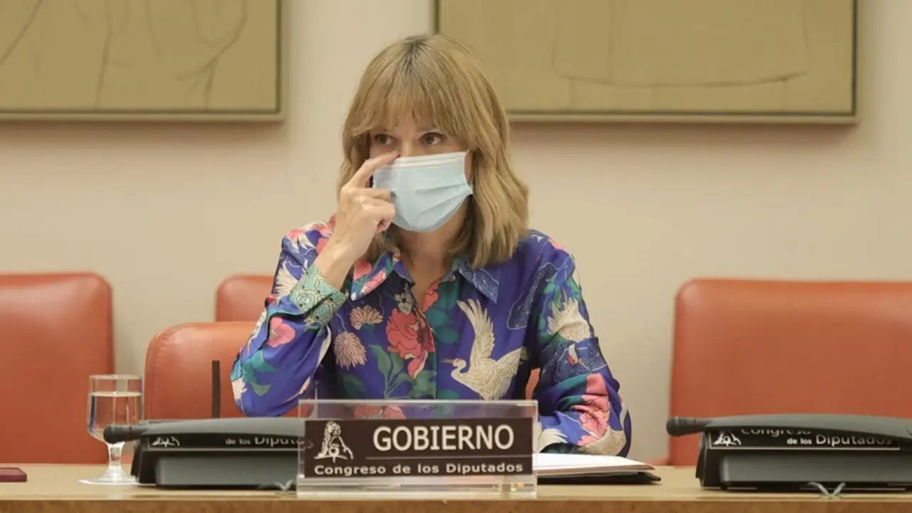 La ministra de Educaci&oacute;n y Formaci&oacute;n Profesional, Pilar Alegr&iacute;a, a su llegada a una Comisi&oacute;n de Educaci&oacute;n y Formaci&oacute;n Profesional en el Congreso de los Diputados, a 15 de septiembre de 2021 en Madrid, (Espa&ntilde;a). Su comparecencia, a petici&oacute;n propia, tiene c