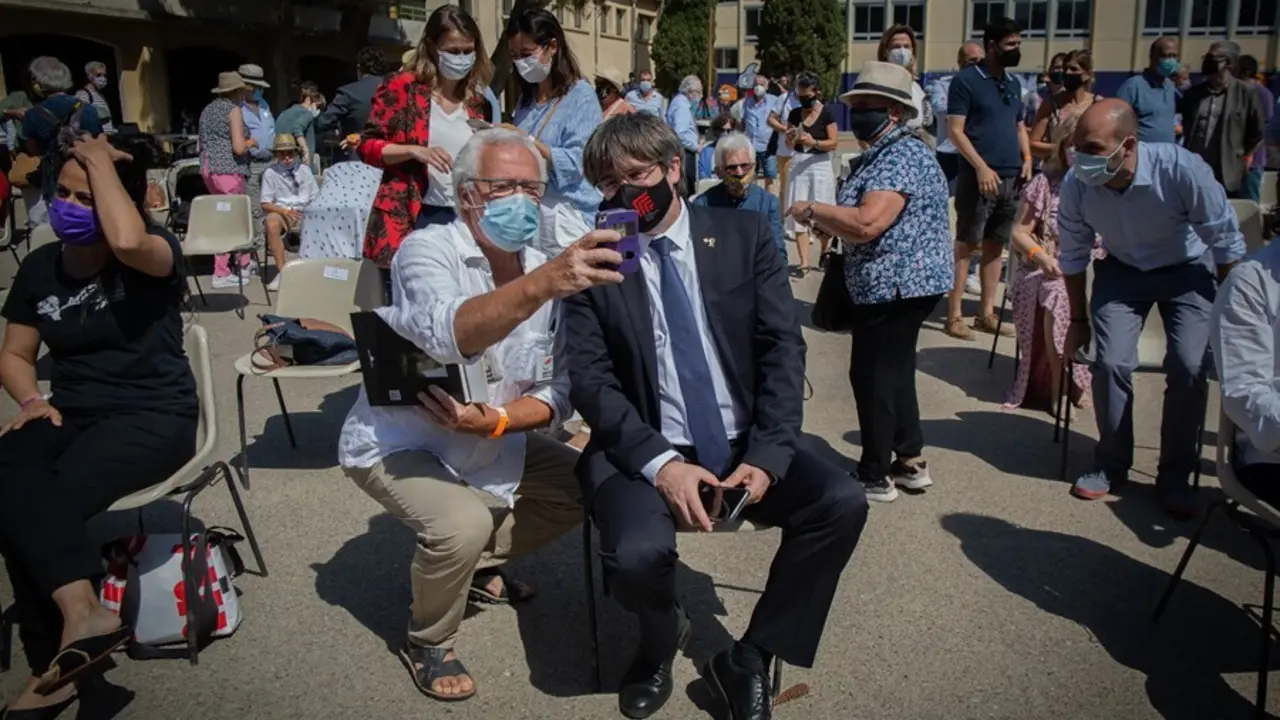 Archivo - El expresident Carles Puigdemont; durante el acto de celebraci&oacute;n de los 60 a&ntilde;os de &Ograve;mnium Cultural, a 16 de julio de 2021, en Elna, (Francia). &Ograve;mnium Cultural celebra este viernes un acto en Elna (Francia) para conmemorar el 60 aniversario de la