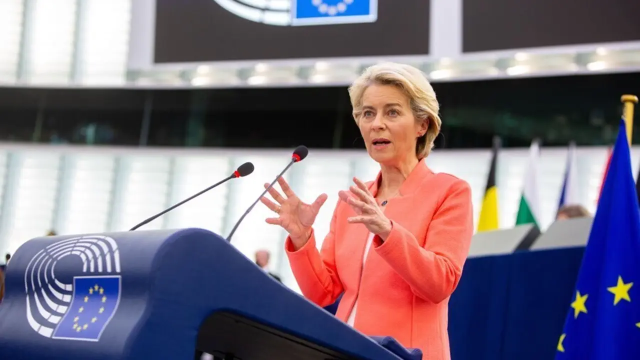 La presidenta de la Comisi&oacute;n Europea, Ursula von der Leyen, durante el debate sobre el estado de la UE en el Parlamento Europeo, el 15 de septiembre de 2021, en Bruselas.