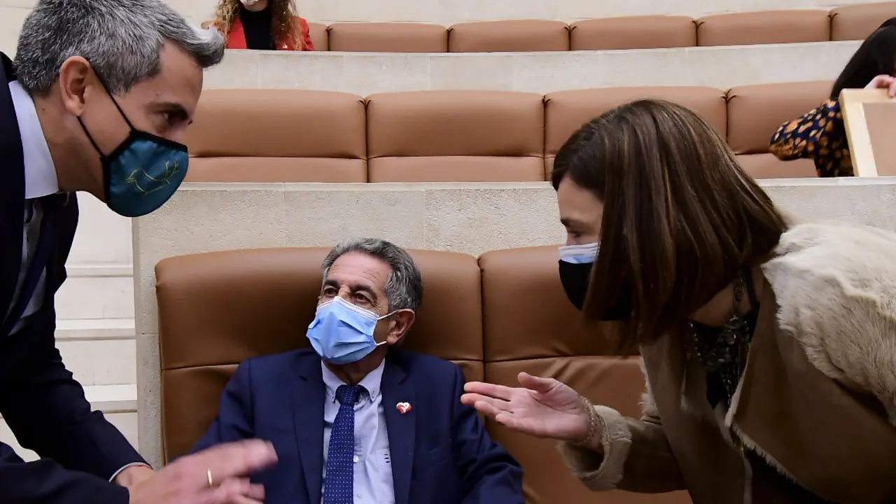 Zuloaga PSOE, Revilla PRC y Paula PRC. / ALERTA