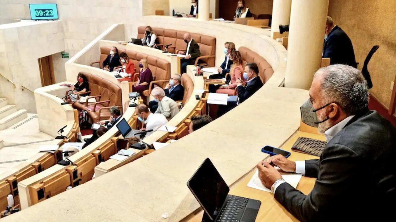Vista del Parlamento de Cantabria.