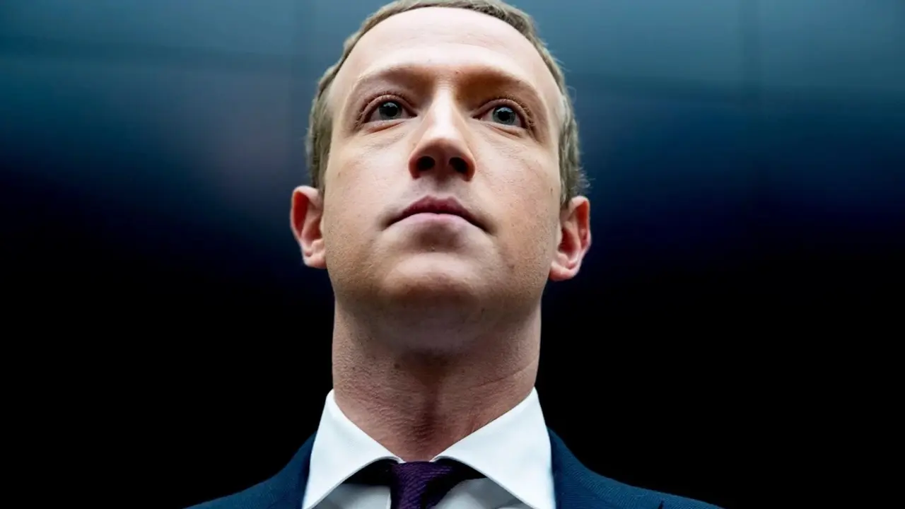 La fortuna de Mark Zuckerberg se vio reducida en unos 5.900 millones de d&oacute;lares tras la interrupci&oacute;n.
